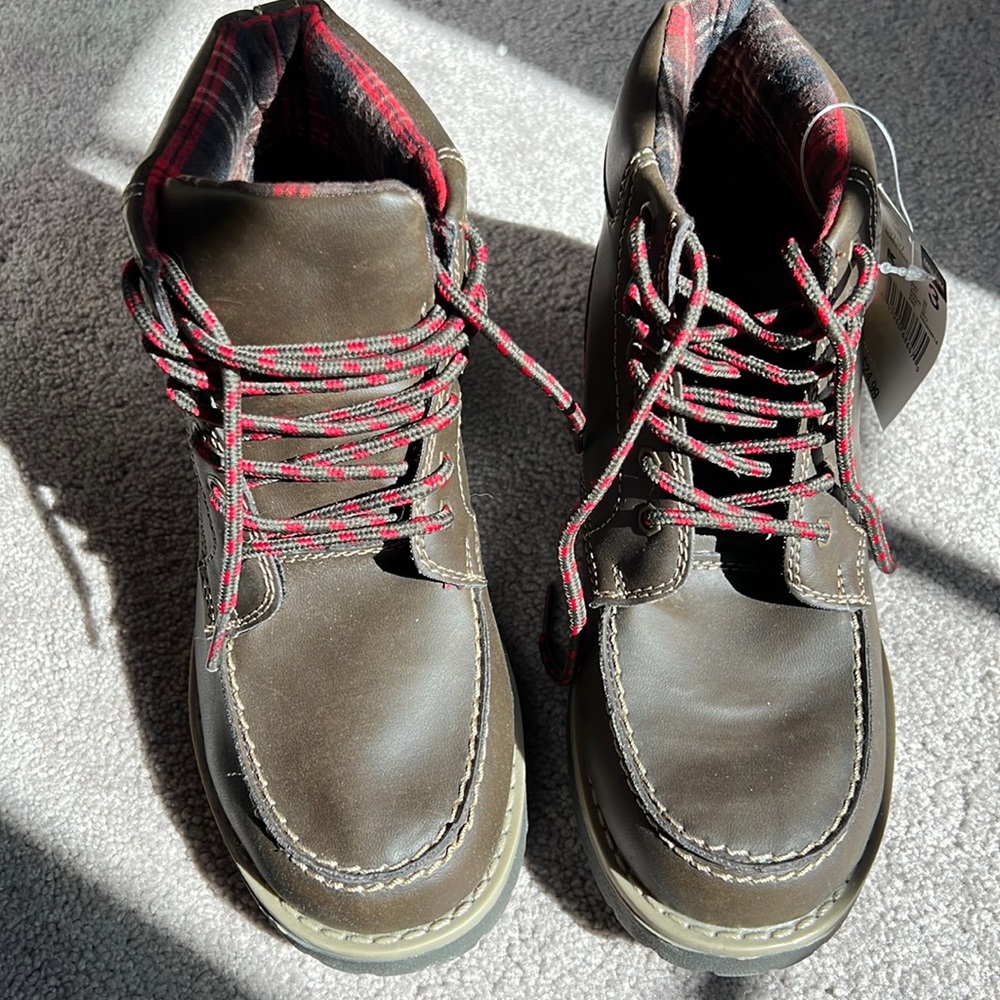 Route 66 brown boots- Youth size 3-NWT